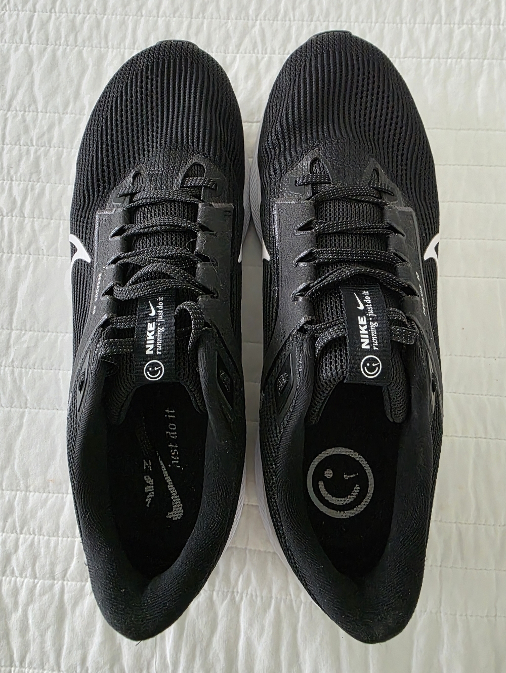 Nike Pegasus 40 Men's Size 11.5 Black and White Running Sneakers - Picture 13 of 16